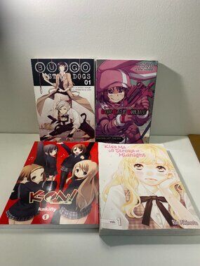 Manga Bundle  (4 books)
